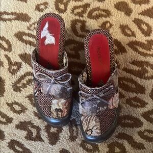 Kenzie patchwork clogs